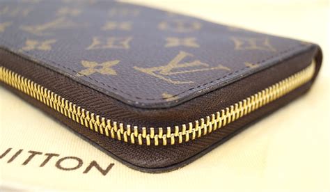 louis vuitton long wallet women's